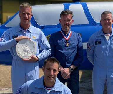 Rencontre avec les pilotes, mécaniciens et équipe de la Patrouille de France