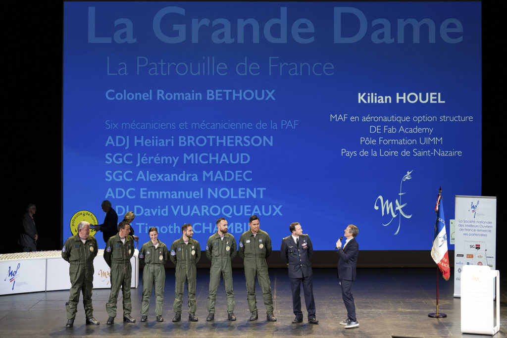 La Patrouille de France Cérémonie des Meilleurs Apprentis de France au Théâtre du Châtelet 21/02/2024 - promotion Paul et Liliane GILLANT